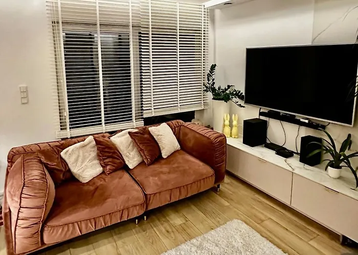 Unique House For Football Fans-wroclaw Final- Near Stadium アパート ヴロツワフ