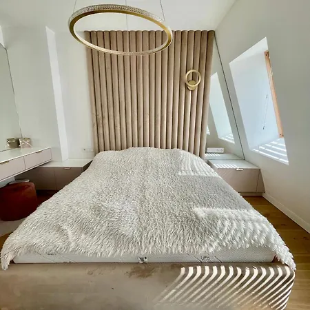 Unique House For Football Fans-wroclaw Final- Near Stadium Apartamento Breslavia