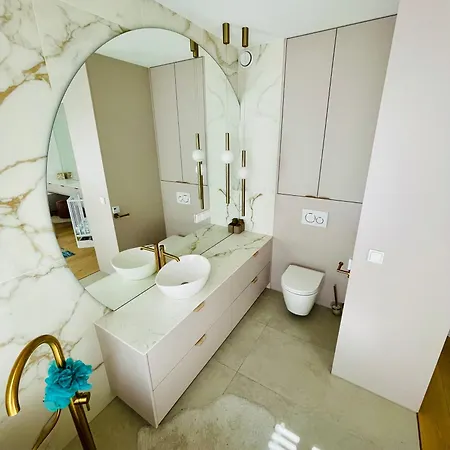 Apartment Unique House For Football Fans-wroclaw Final- Near Stadium