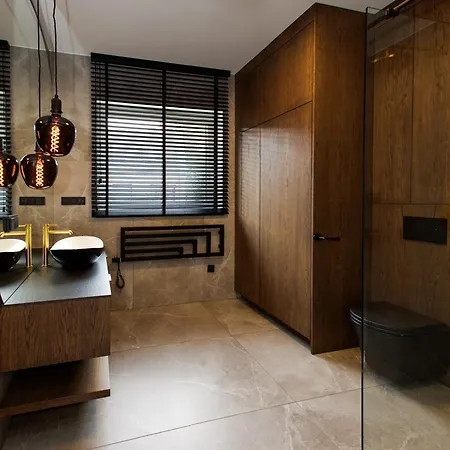 Unique House For Football Fans-wroclaw Final- Near Stadium Apartment